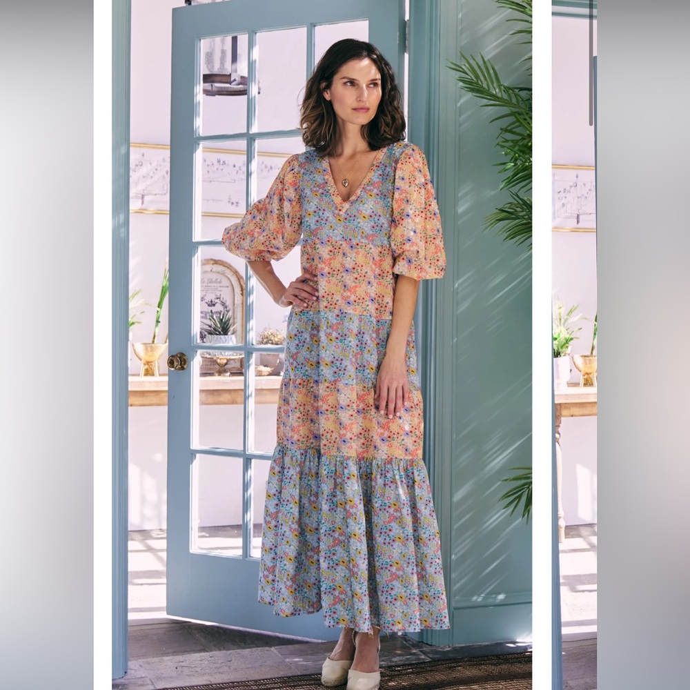 Ophelia & indigo Sybil Dress Ditsy Floral size M NWT